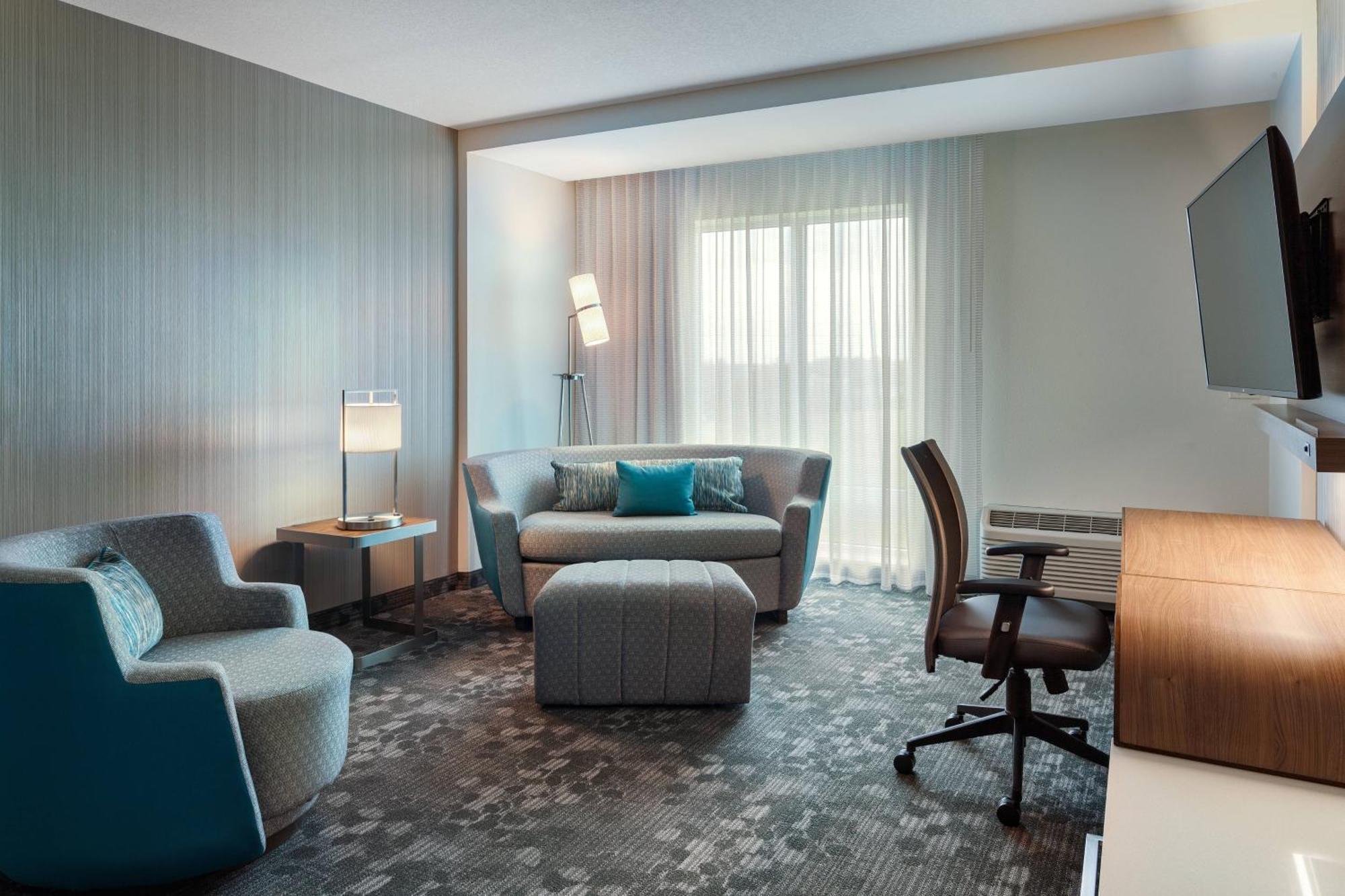Courtyard By Marriott Winter Haven Hotell Exteriör bild